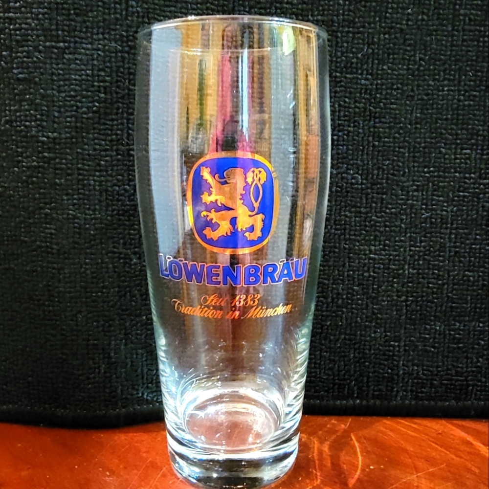 Vintage Lowenbrau Octoberfest Souvenir, Munich, Germany, logo beer glass